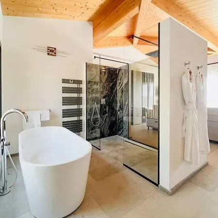Appartamento Moderne De 500 M2 A 7 Km De St Tropez Grimaud