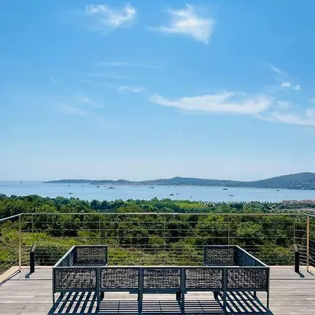 Moderne De 500 M2 A 7 Km De St Tropez Appartamento