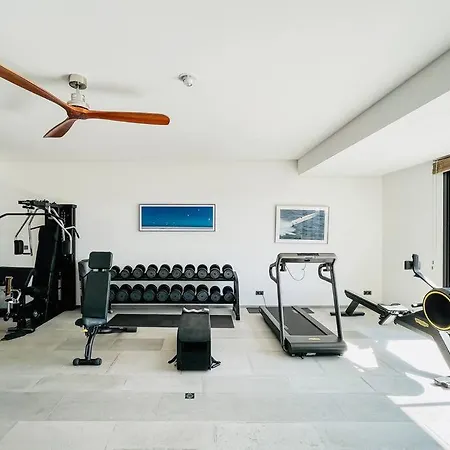 아파트 Moderne De 500 M2 A 7 Km De St Tropez *